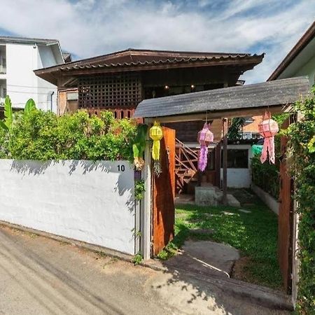 Nearthepark Backpack House Hostel Чиангмай Екстериор снимка