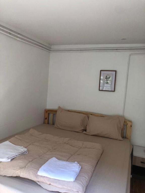 Nearthepark Backpack House Hostel Чиангмай Екстериор снимка
